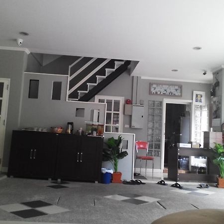 Taylor'S Guesthouse Hua Hin Zewnętrze zdjęcie